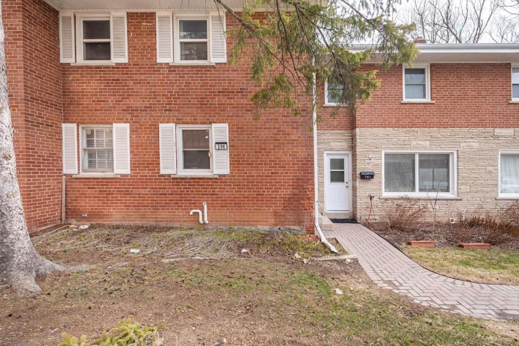 Harmony Home Near University Of Waterloo Exterior photo